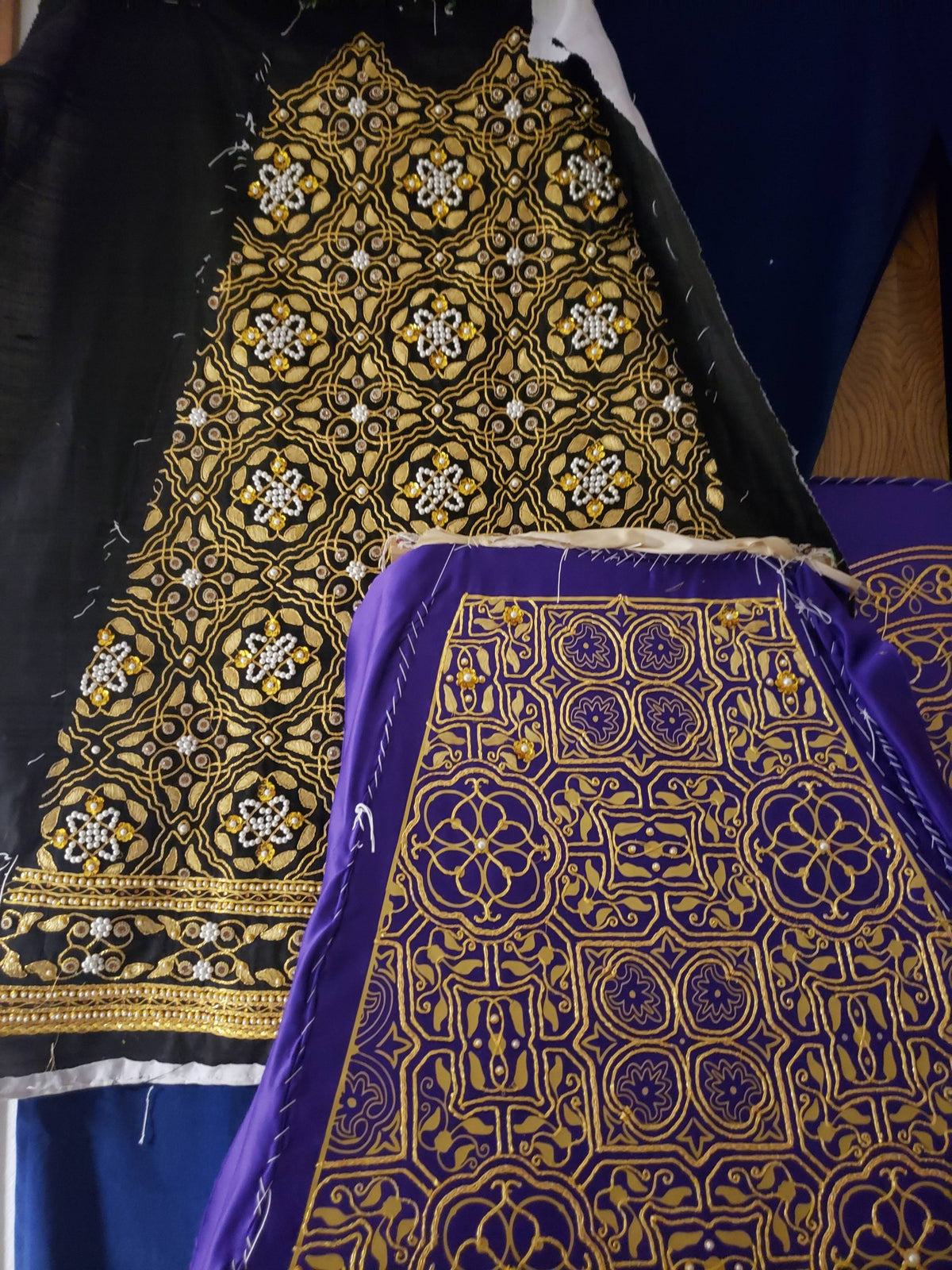 Queen Mary Tudor Replica set in royal purple