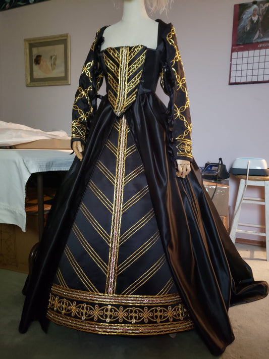 Bess of Hardwick prototype set