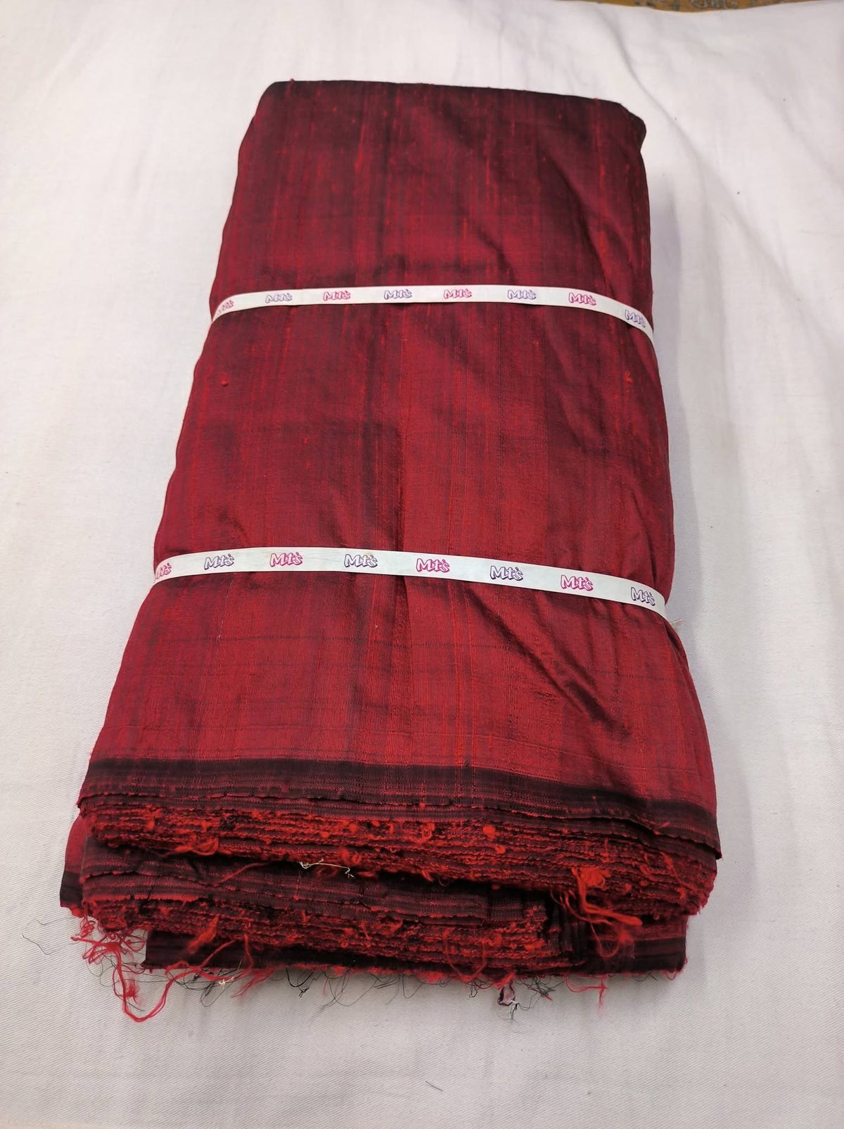 Six Yards Crimson Silk Dupioni 90 gram