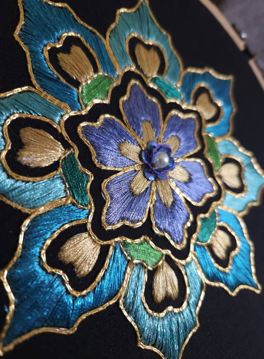 Polychrome Silver leaf Embroidery Kit
